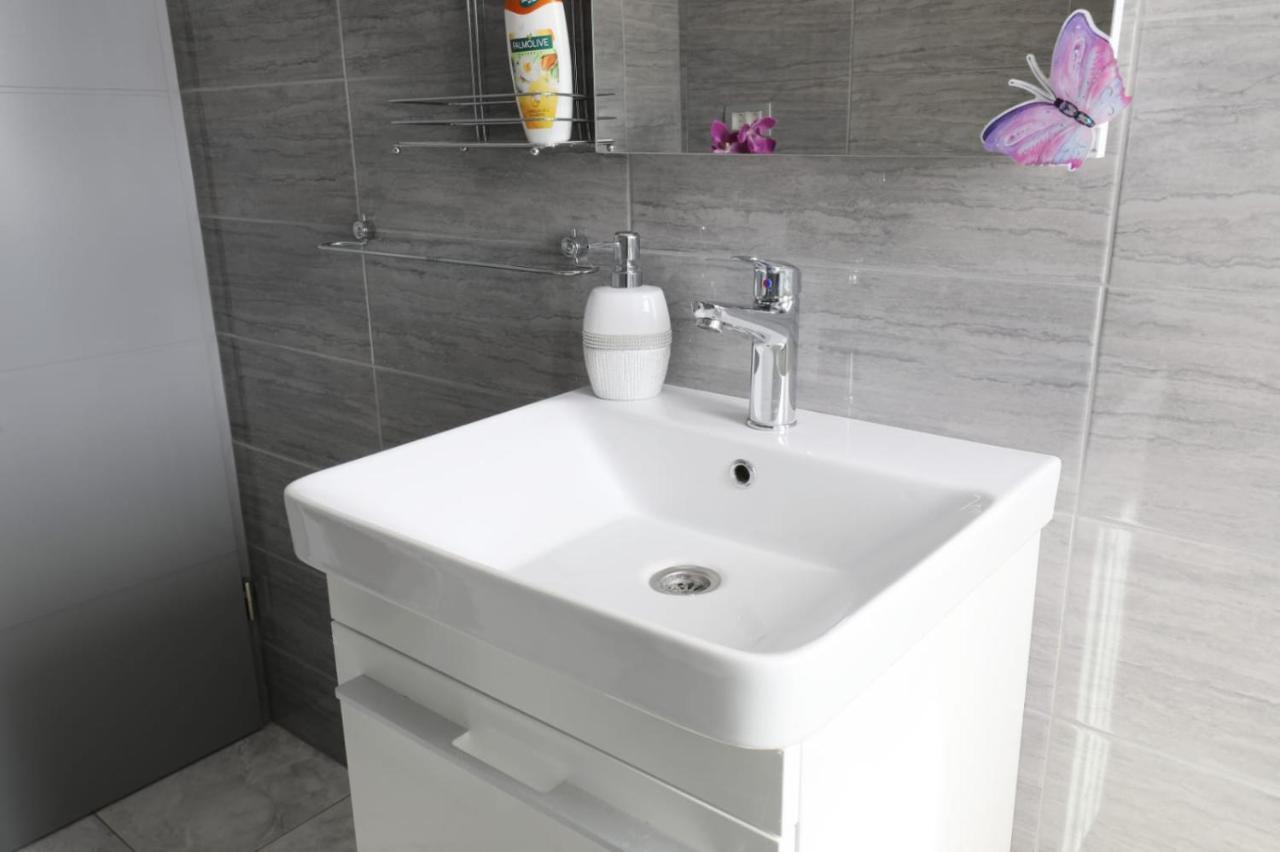 Apartman Teo &Tena Otočac Εξωτερικό φωτογραφία